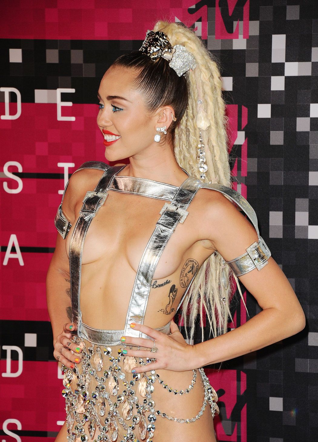 08 30 2015 Miley Cyrus Hot Photos The Fappening News