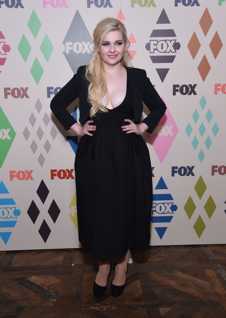 Cleavage Pics Of Abigail Breslin The Fappening News
