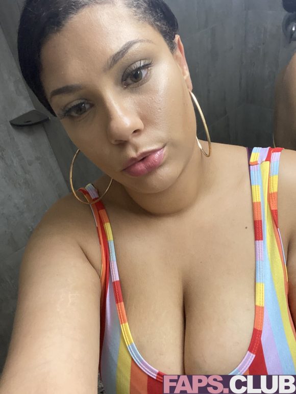 oshunblue_ Nude Leaked OnlyFans Photo 14