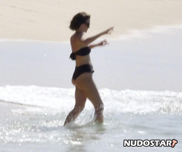 Emma Watson Leaked Photo 11