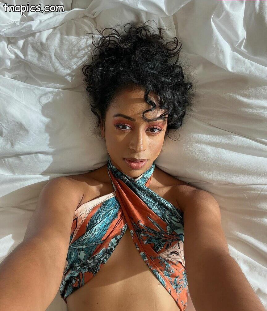 Liza Koshy Nude 16