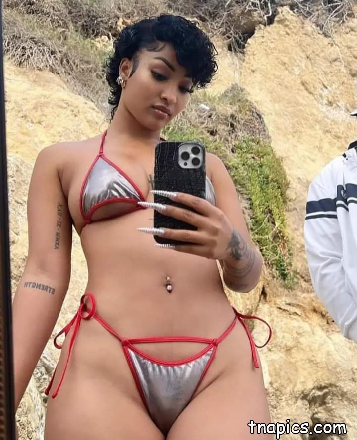 Shenseea Nude 28