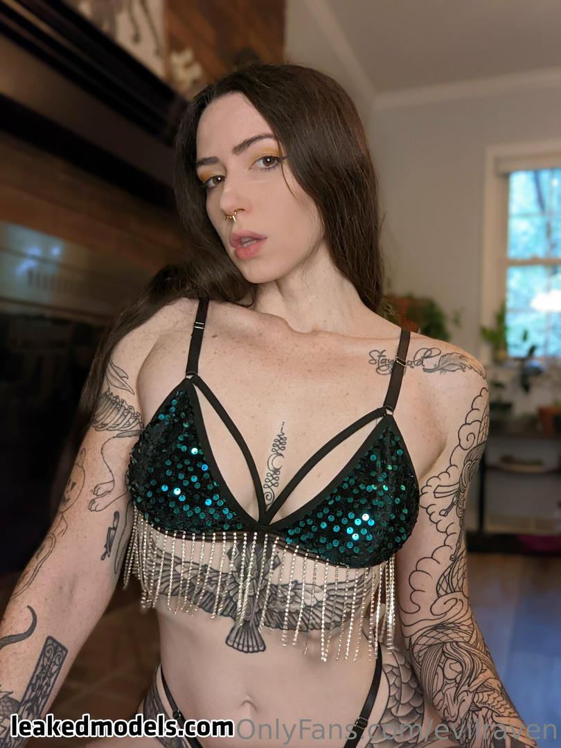 Evilraven Nude 10