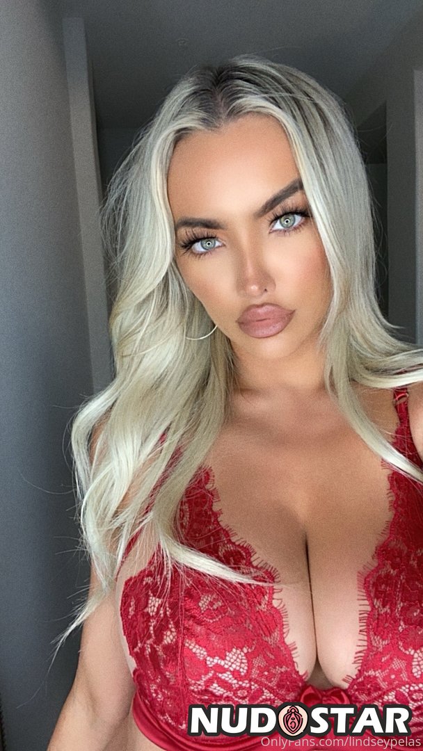 Lindseypelas Leaked Photo 1