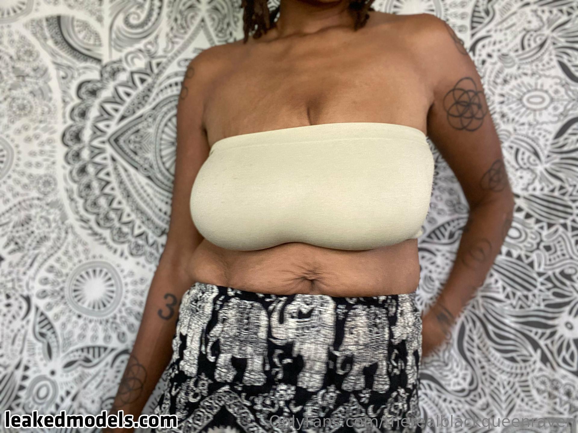 Therealblackqueenraven Nude 10