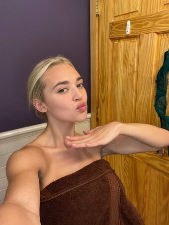 Natalie Decker Nude Leaks OnlyFans Photo 23