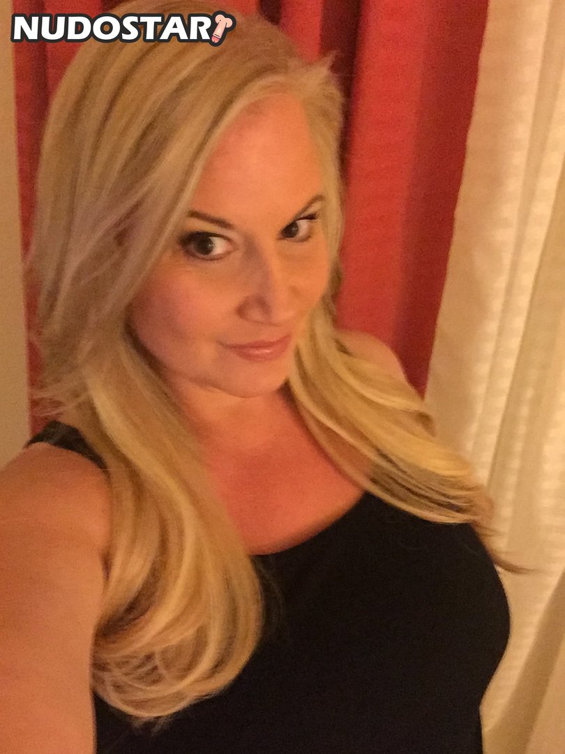 Tammy Lynn Sytch Leaked Photo 37