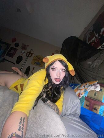 rottingcorpseprincess Nude Leaks OnlyFans Photo 20