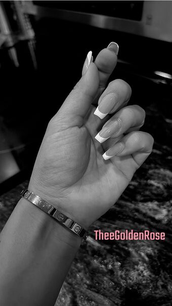 Theegoldenrose Nude Leaks OnlyFans Photo 27