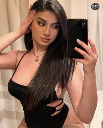 Alishbasheikh Nude Leaks OnlyFans Photo 14