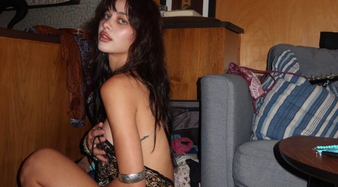 Lydia Bielen Sexy & Topless (7 Photos)