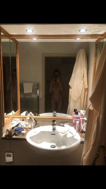Hayley Atwell Nude Leaks OnlyFans Photo 28