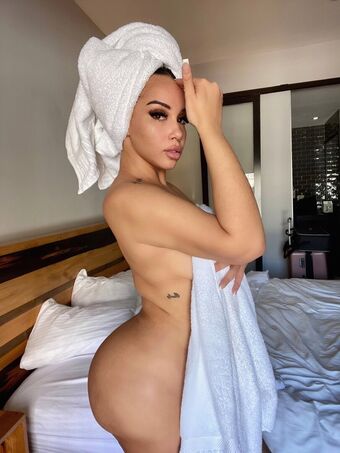 Kaemichelle Nude Leaks OnlyFans Photo 5