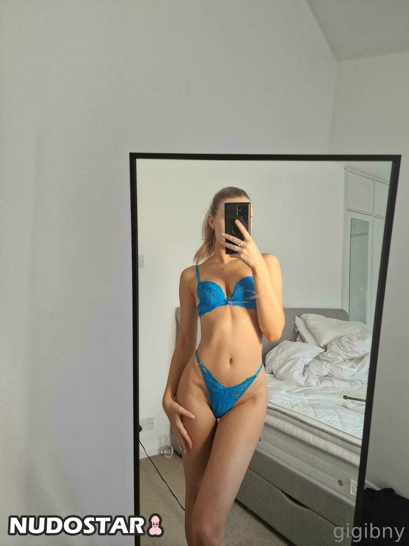 Only Gigi X Leaked Photo 28