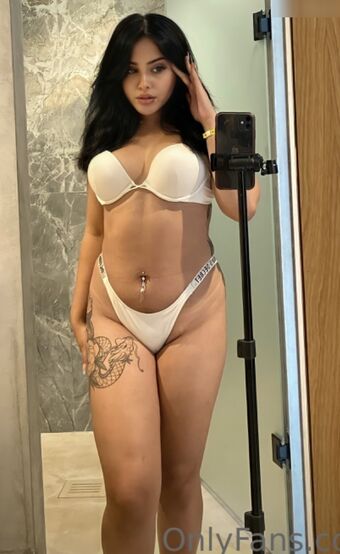 celina_x31 Nude Leaks OnlyFans Photo 13