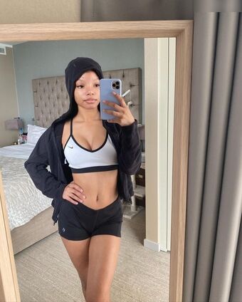 Halle Bailey Nude Leaks OnlyFans Photo 265