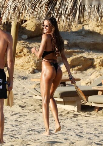 Izabel Goulart Nude Leaks OnlyFans Photo 64