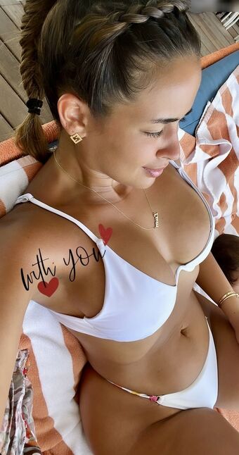 Nathália Gonçalves Miranda Nude Leaks OnlyFans Photo 33