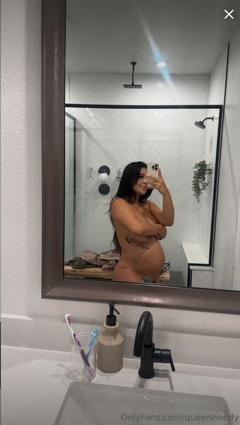 Queen Needy Nude Leaks OnlyFans Photo 28