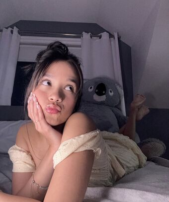 Sia Asmr Nude Leaks OnlyFans Photo 30