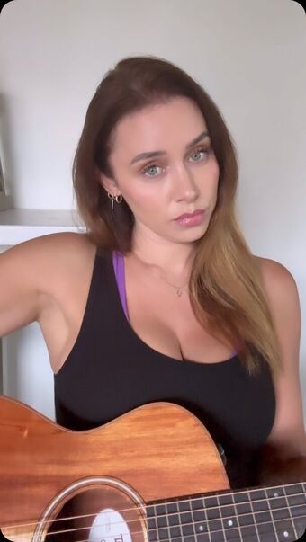 Una Healy Nude Leaks OnlyFans Photo 174