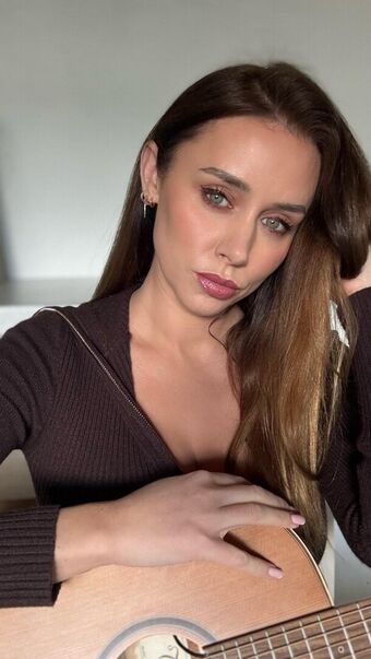 Una Healy Nude Leaks OnlyFans Photo 166