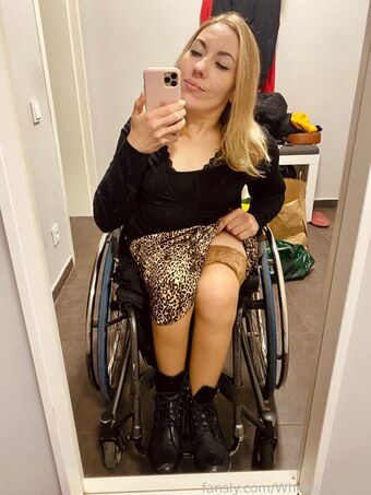 Wheelchairgirl Nude Leaks OnlyFans Photo 10