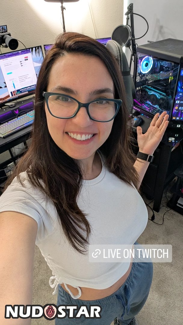 Trisha Hershberger Leaked Photo 9