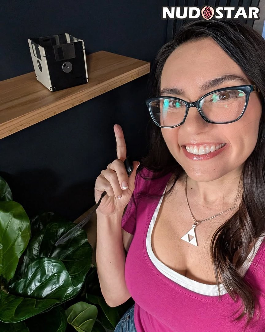 Trisha Hershberger Leaked Photo 8