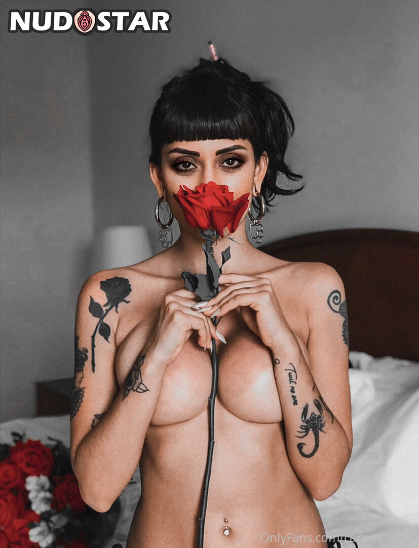 Caroolpaanic Leaked Photo 5
