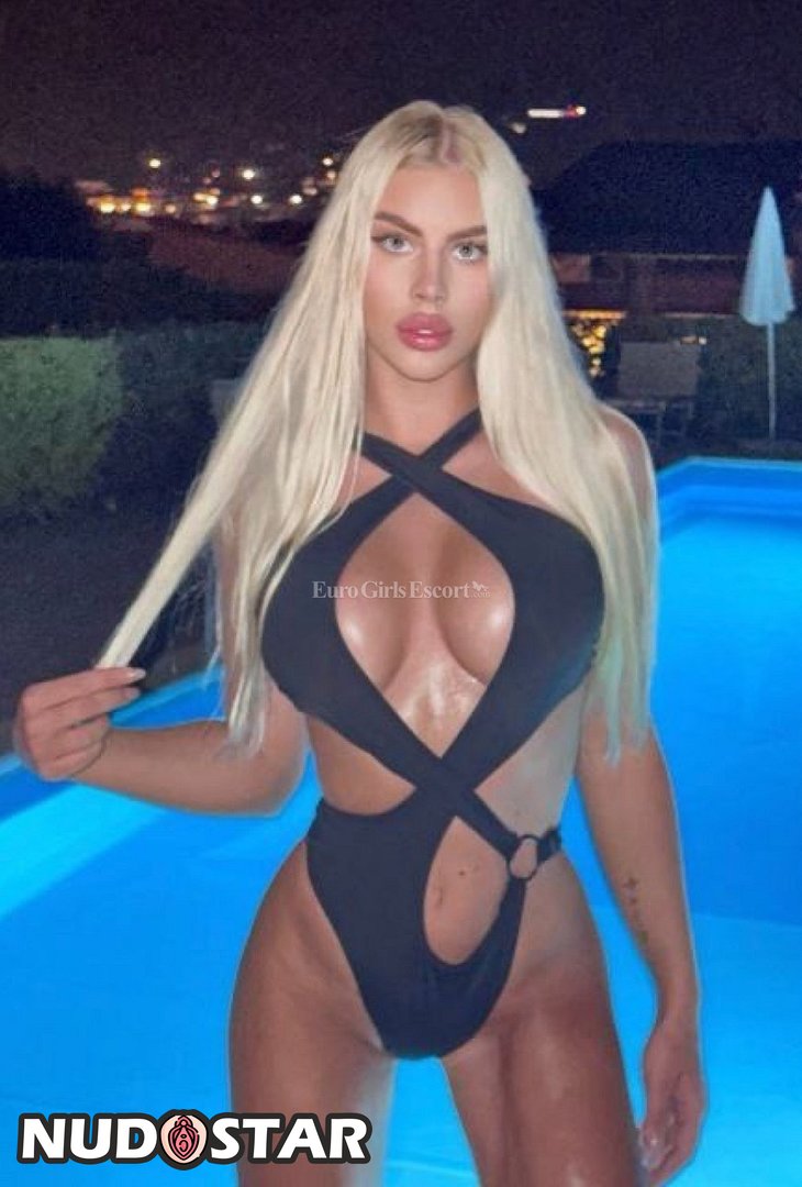 Sonya Lihman Leaked Photo 4