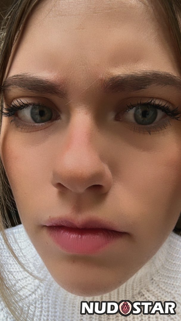 Axelle Maga Leaked Photo 17