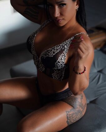 Eduarda Santos Nude Leaks OnlyFans Photo 6