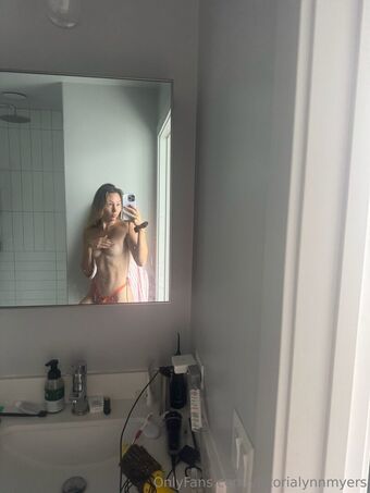 Victoria-lynn-myers Nude Leaks OnlyFans Photo 233