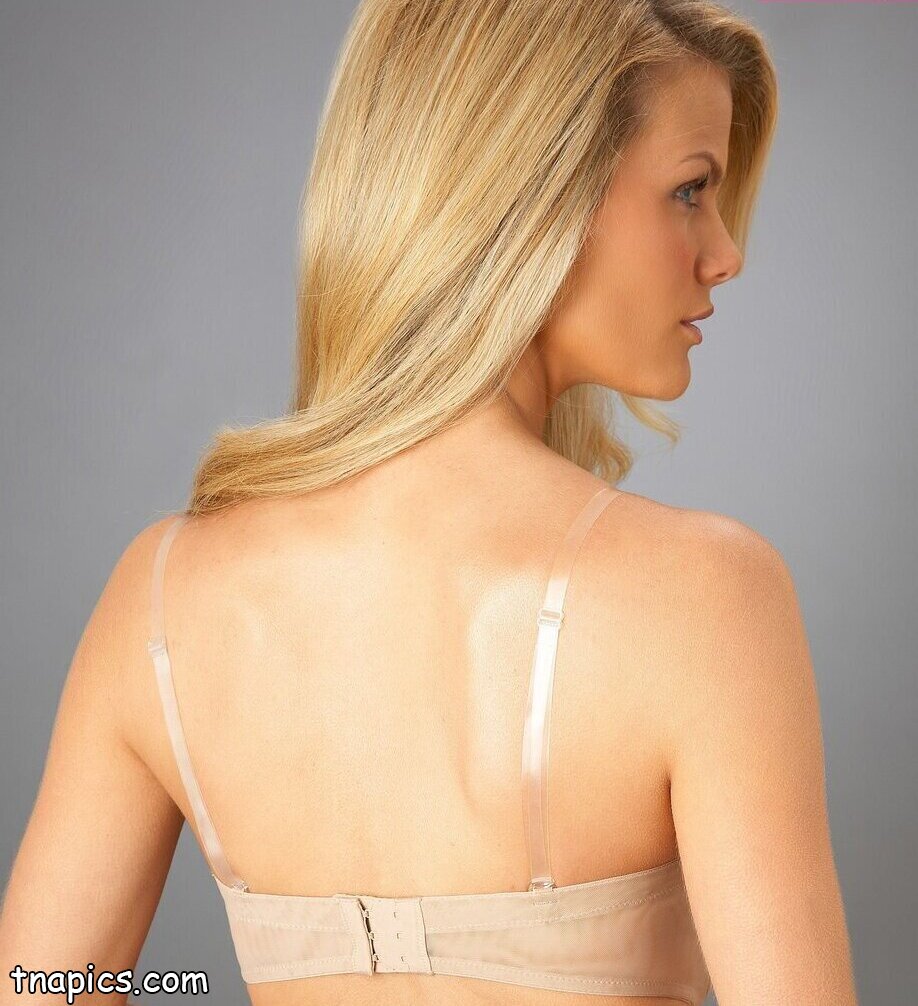 Brooklyn Decker Nude Pics 52