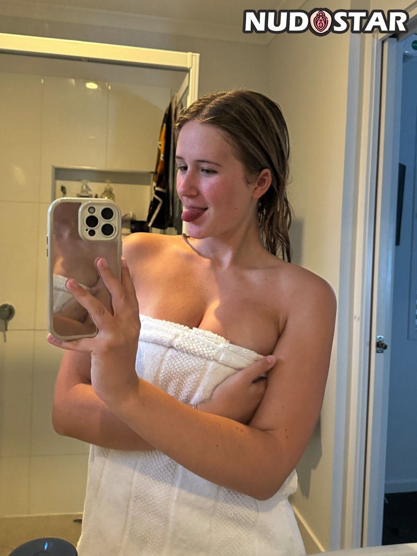 Itssosierra Leaked Photo 20