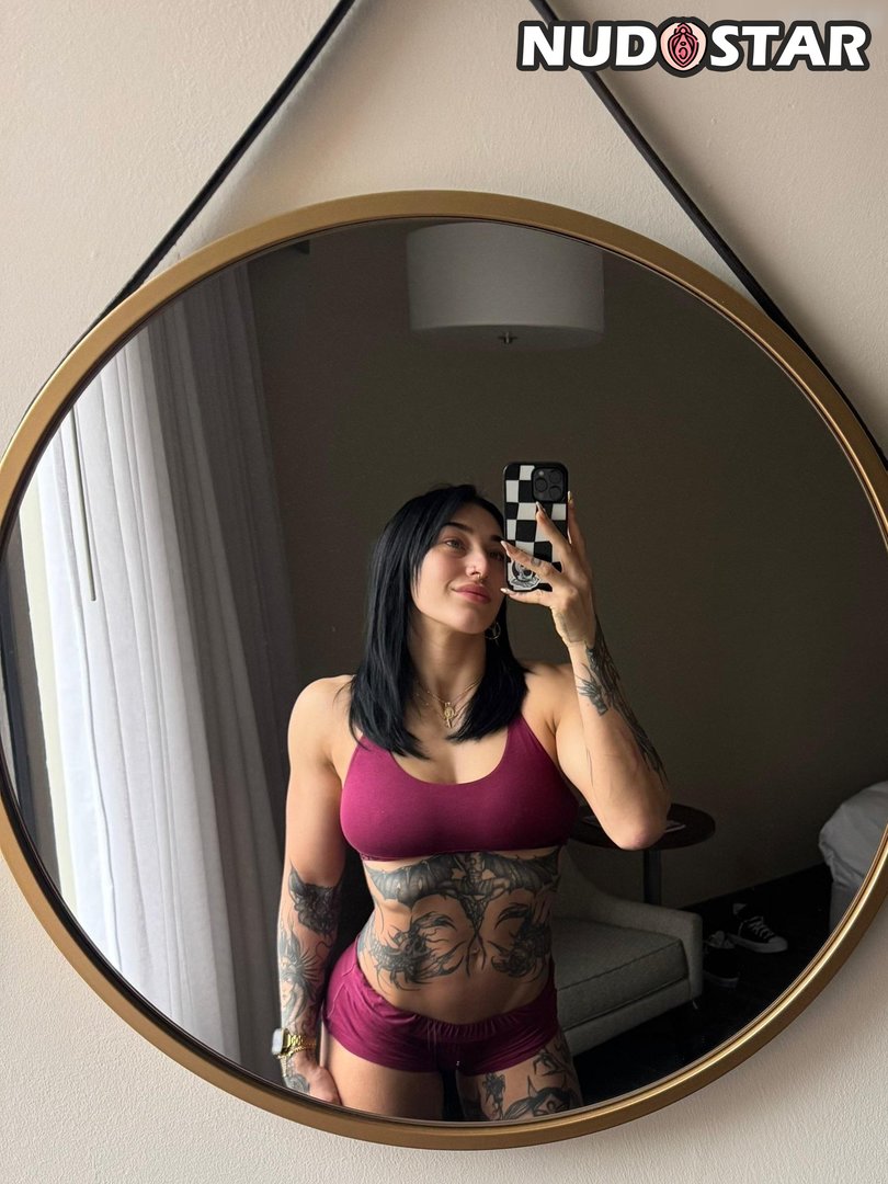 Rhea Ripley Leaked Photo 7