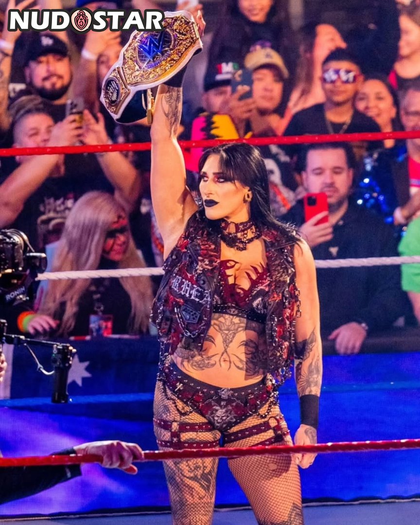 Rhea Ripley Leaked Photo 15