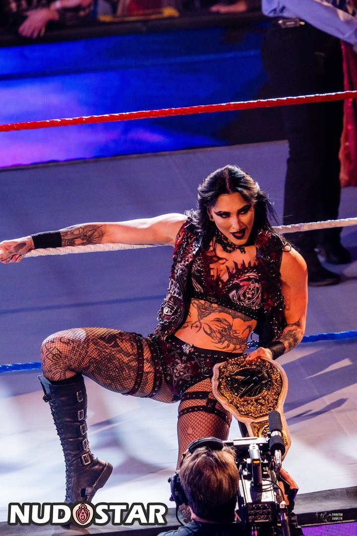 Rhea Ripley Leaked Photo 11