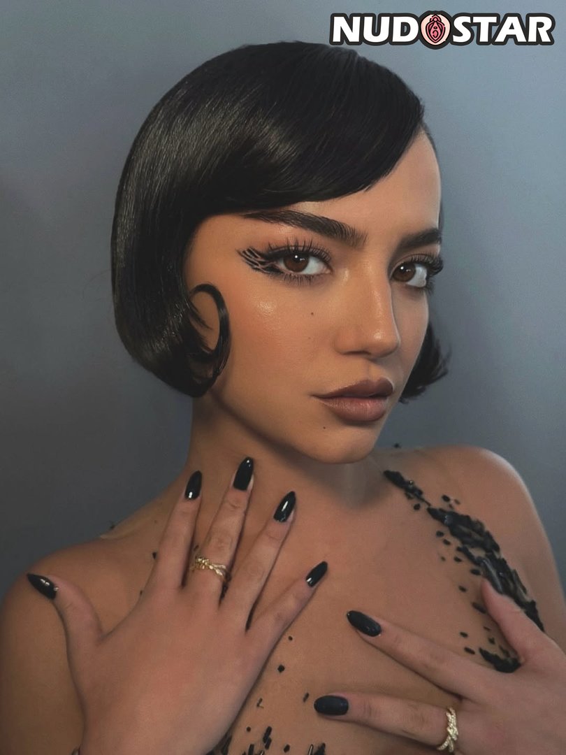 Isabela_Merced Leaked Photo 16
