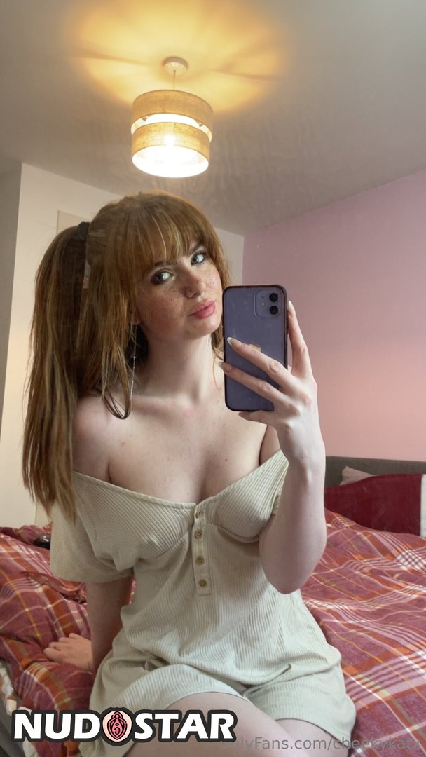 Cheekykatx Leaked Photo 12