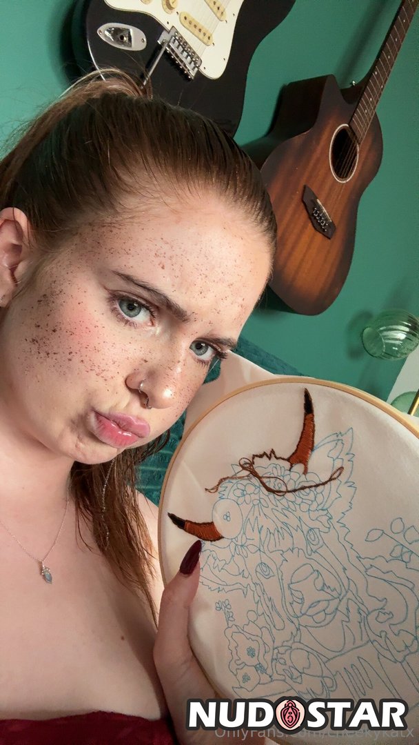 Cheekykatx Leaked Photo 9