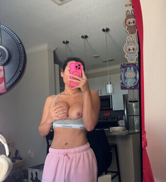 prettiestcedes / prettiestmercedes Nude Leaks OnlyFans  – Leaked Models