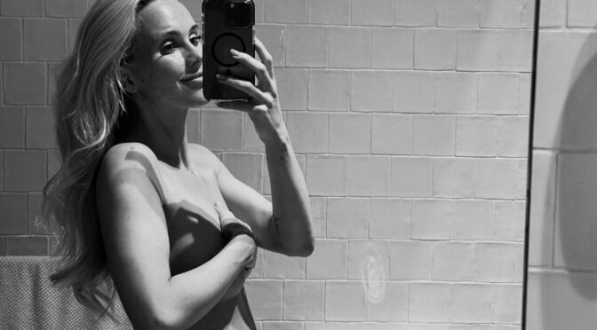 Tigerlily Nude & Sexy Collection (71 Photos)