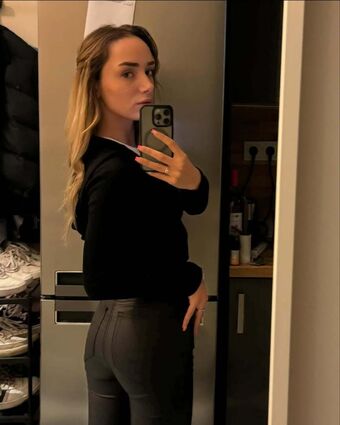 Alice Zaffyre Nude Leaks OnlyFans Photo 56