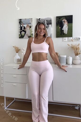 Alina Wachinger Nude Leaks OnlyFans Photo 23