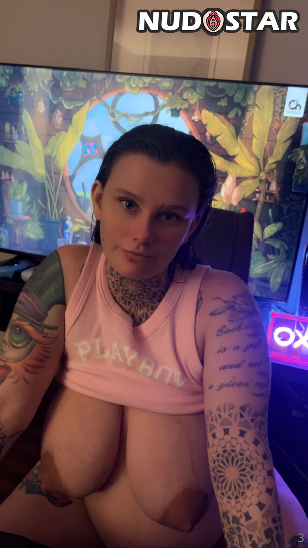 Bustybunnixxx Leaked Photo 12