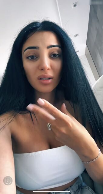 Dilara Kruse Nude Leaks OnlyFans Photo 14