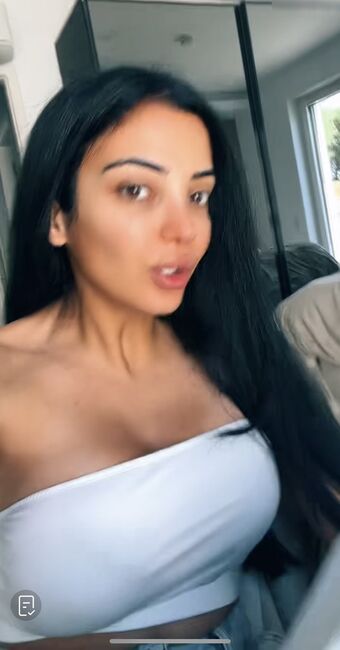 Dilara Kruse Nude Leaks OnlyFans Photo 15