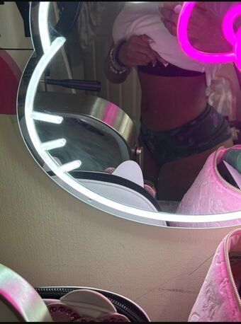 earth2daya777 Nude Leaks OnlyFans Photo 9